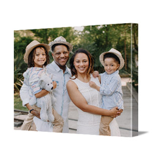 Gallery Wrap Photo Canvas: A landscape canvas print with a full-bleed photo of a family of four.