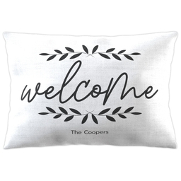 Outdoor Pillow 14"x20" with Welcome Laurels design