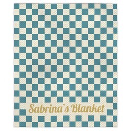 Quilted Throw 50"x60" with Green Checks design